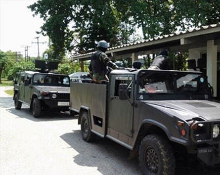 Carro del ejército instalado con cámaras de PTZ resistentes PTZ de IR de PAHC